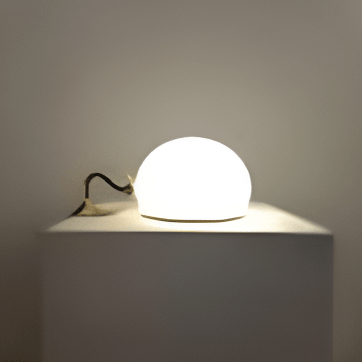 Inoe Une | Table Lamp - Modern Table Lamp | HomeCartel Philippines