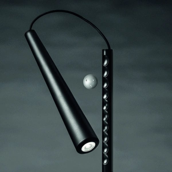 Aqia | Modern LED Floor Lamp