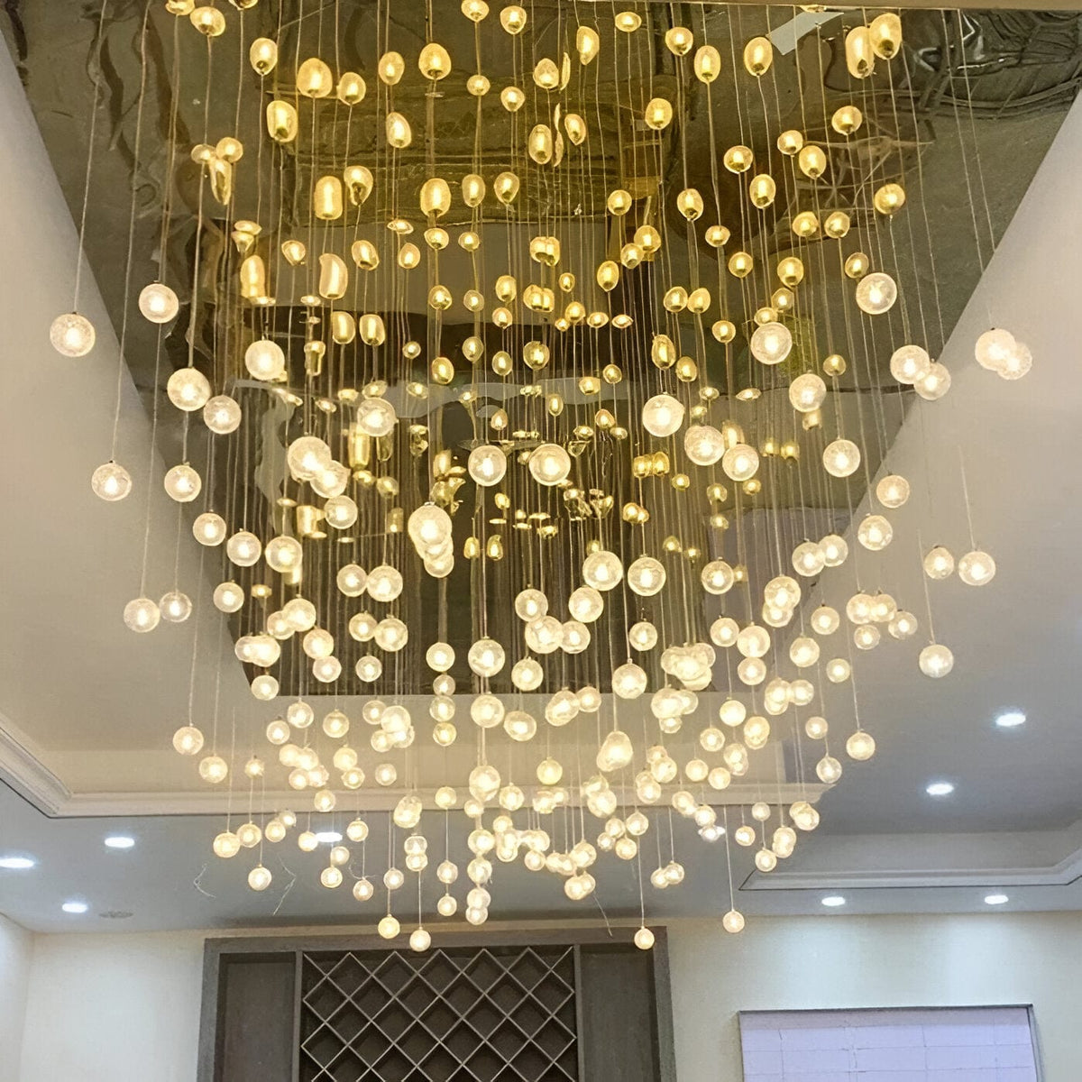 Expedition | Modern LED Cluster Chandelier - Modern Cluster Chandelier | HomeCartel Philippines