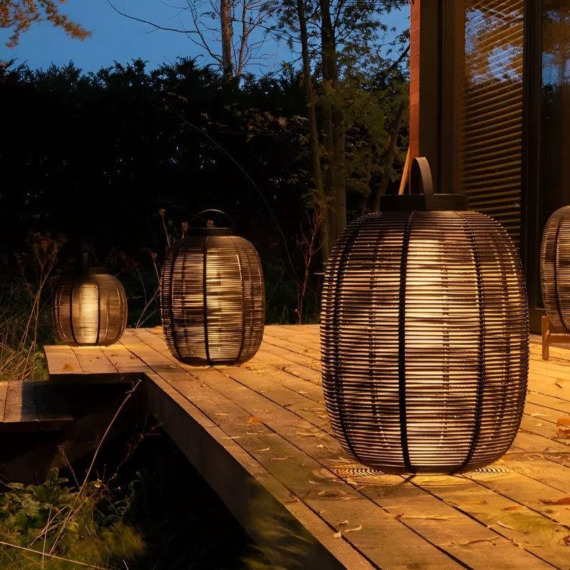 Mako | Outdoor Patio Light