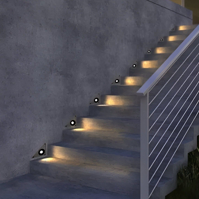 Benjamin | Outdoor Step Light