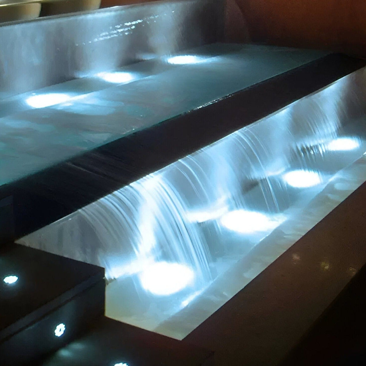 Veran | Outdoor Step Light - Home Cartel ®
