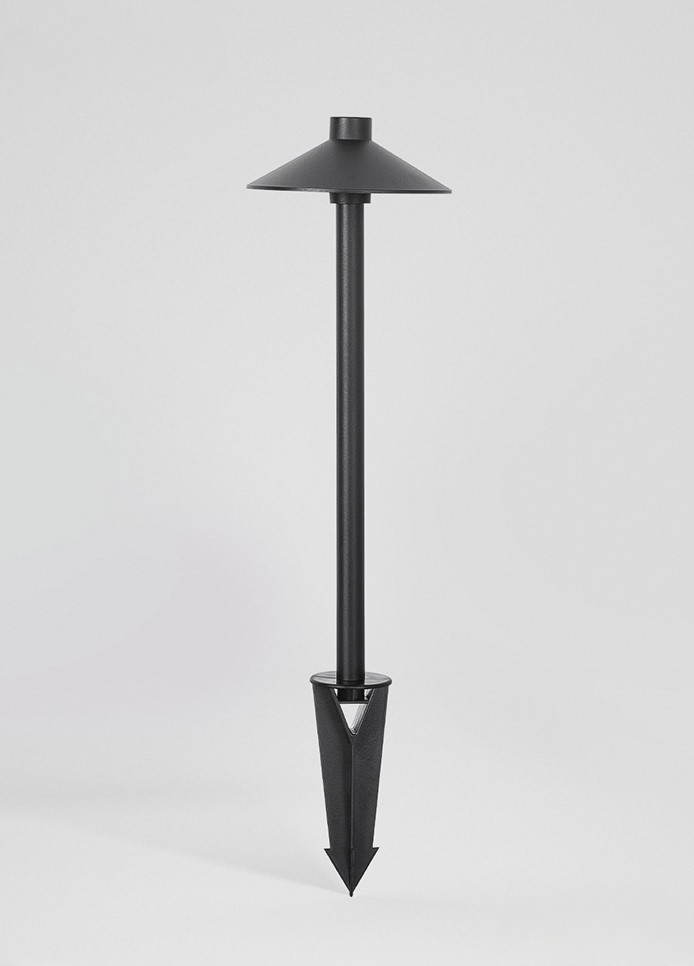 Maddison | Outdoor Pathway Light - Detail View #2 | HomeCartel