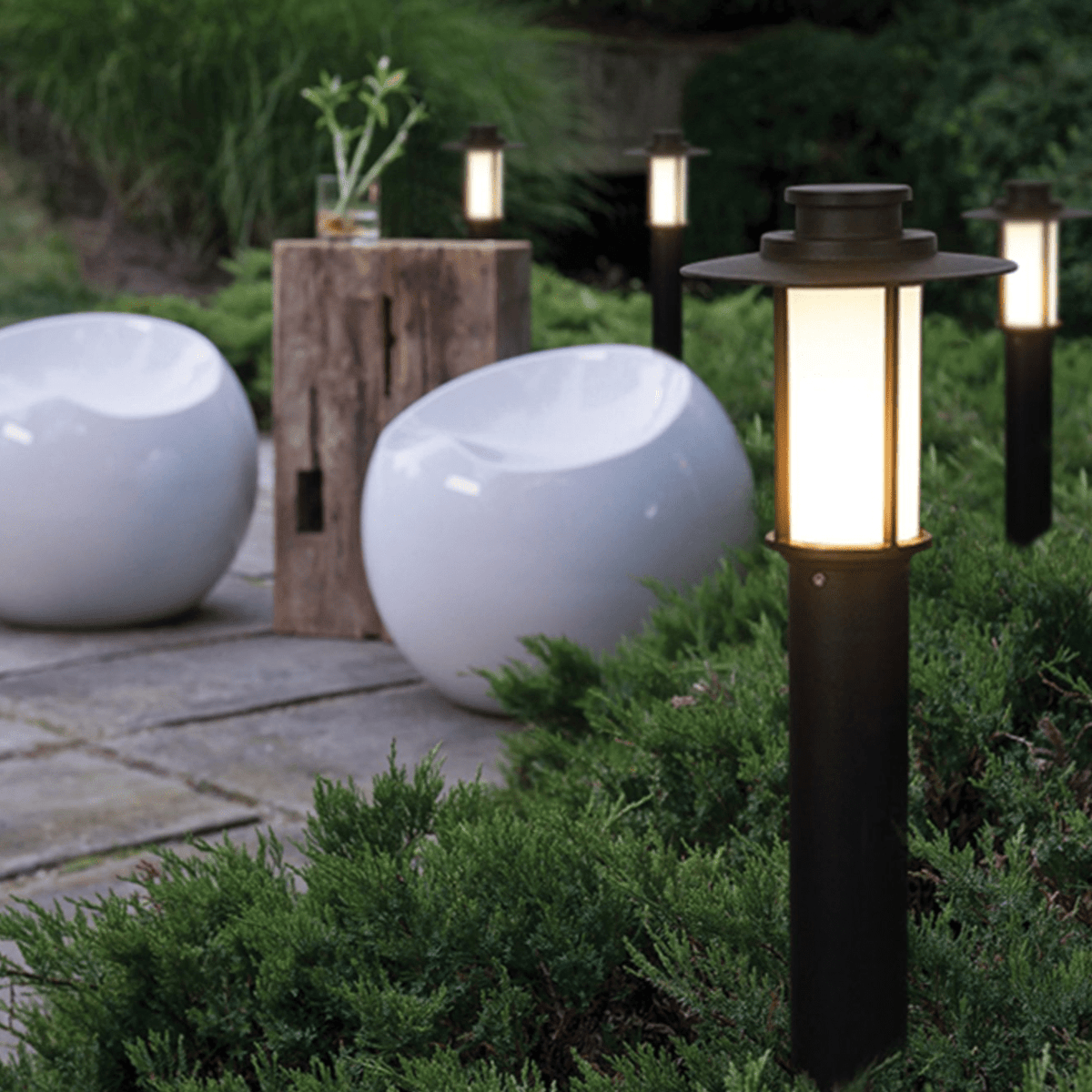 Verga | Pathway Light - Detail View #2 | HomeCartel