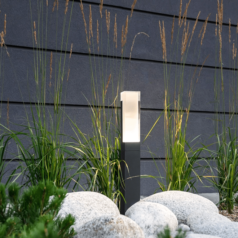 Yasmine | Outdoor Pathway Light - Detail View #3 | HomeCartel