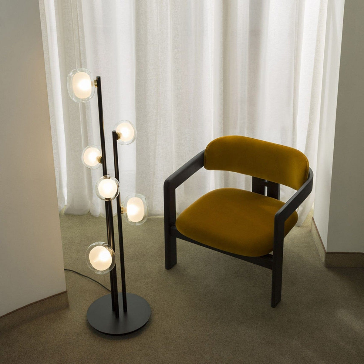 Richter | Floor Lamp - Detail View #2 | HomeCartel