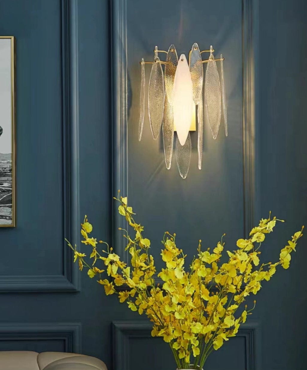 Calanthe Trois | Modern Wall Lamp - Detail View #4 | HomeCartel