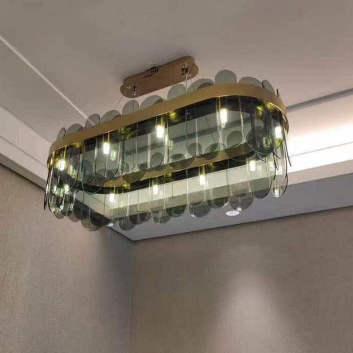 Soeren 100 | Luxe Glass Chandelier with Brass Detail - Home Cartel ®
