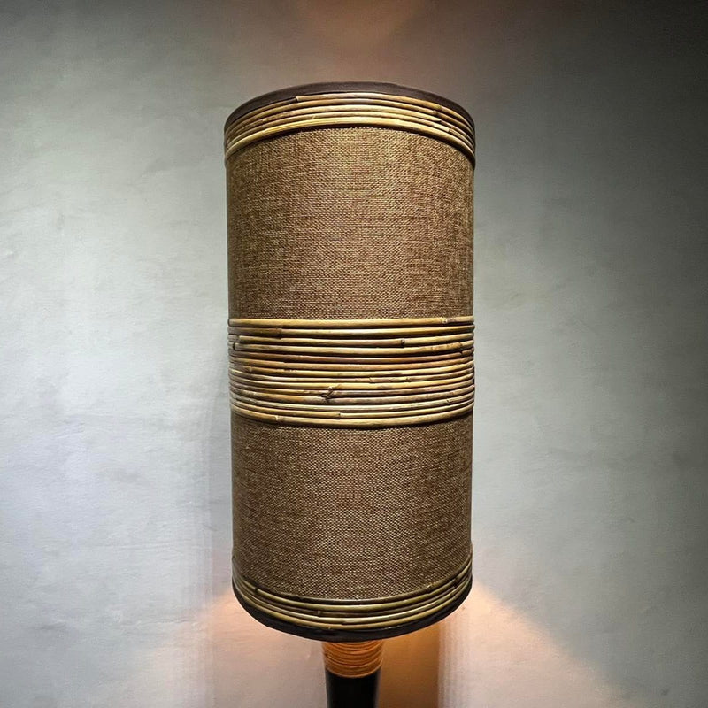 Tambuli Dekada Cinquenta | Table Lamp