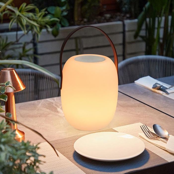 Resilla | Rechargeable Table Lamp - Detail View #3 | HomeCartel
