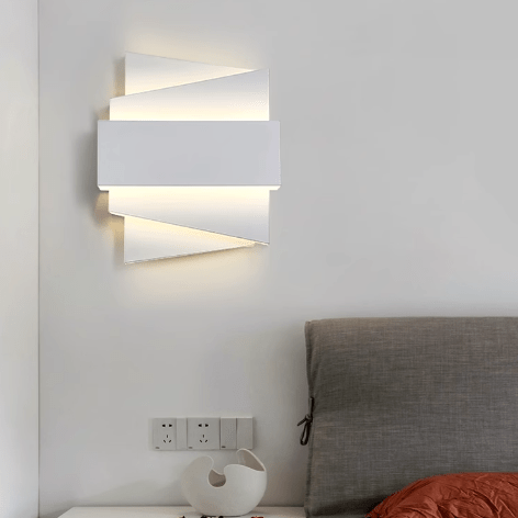 Justin | Wall Light - Detail View #2 | HomeCartel