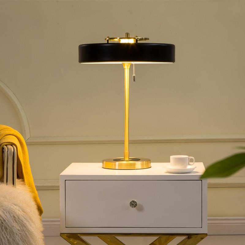 Hrefna | Modern Table Lamp