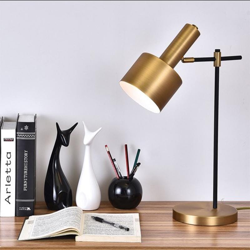 Hugi | Modern Table Lamp