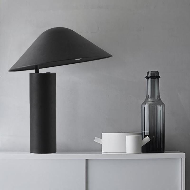 Svea | Modern Table Lamp